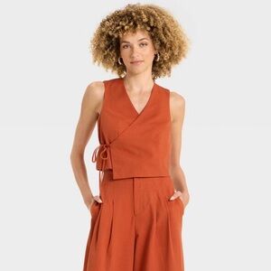 NWT Future Collective Rust Orange Wrap Top Size Large